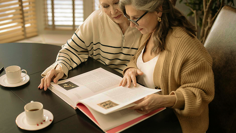 Högläsning och samtal